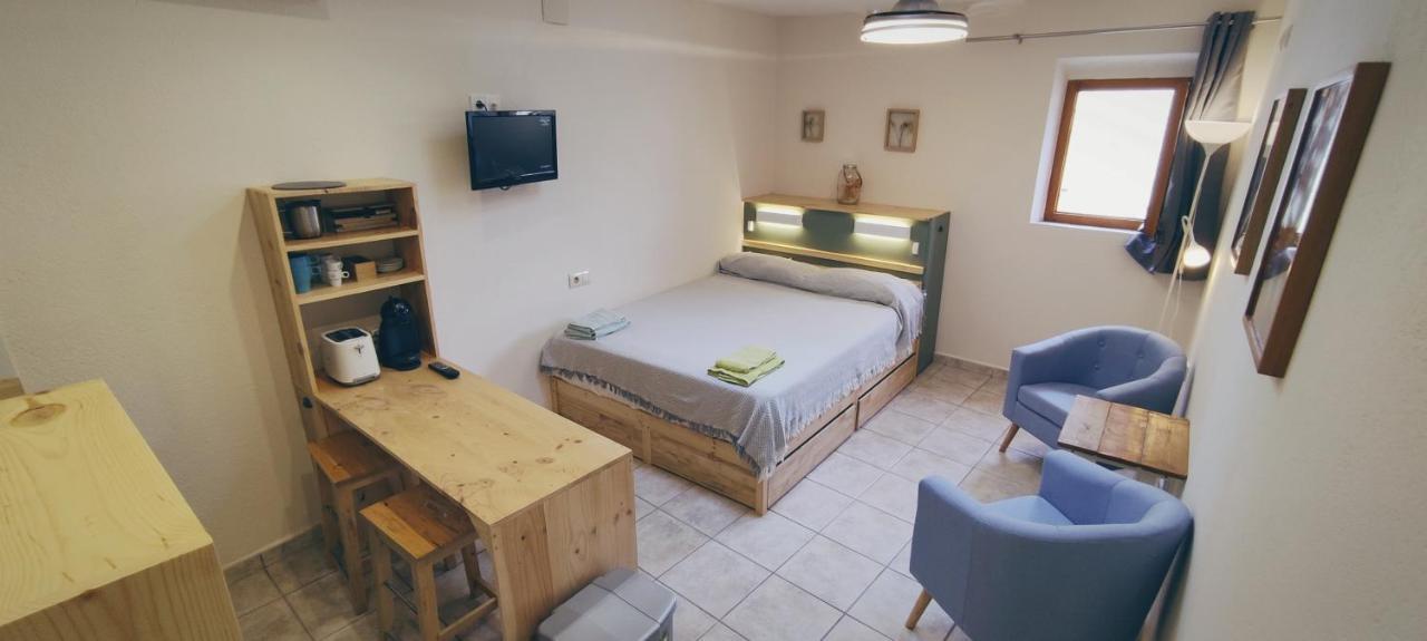Apartamento La Casa al Roura Sant Marti d'Empuries Exterior foto